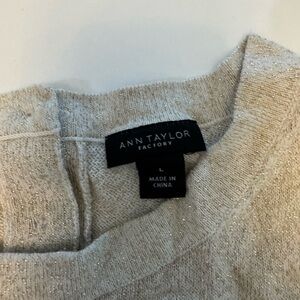 Ann Taylor Talbots crew Cream Sweater